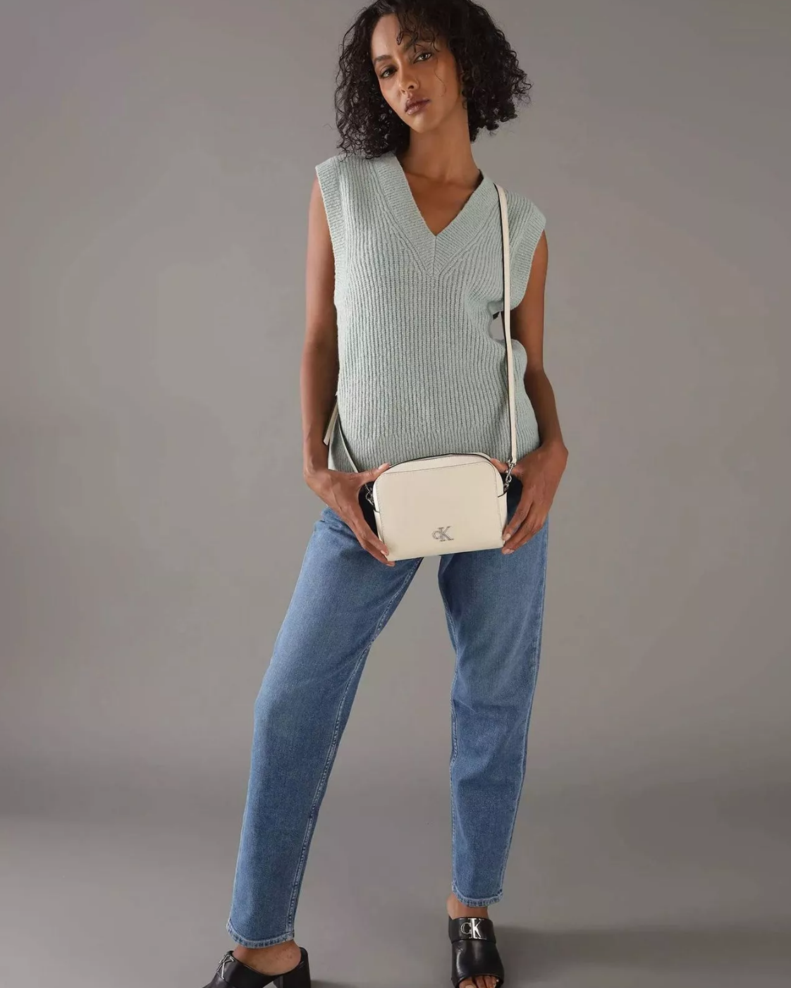 Calvin Klein Cross body bag - BEIGE - image 3