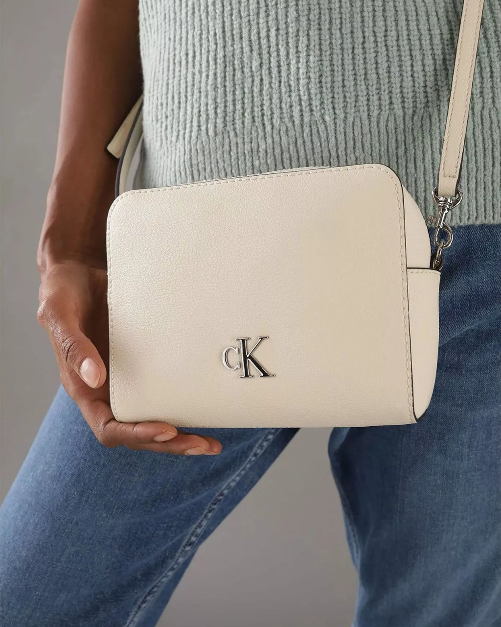 Calvin Klein Cross body bag - BEIGE - image 4