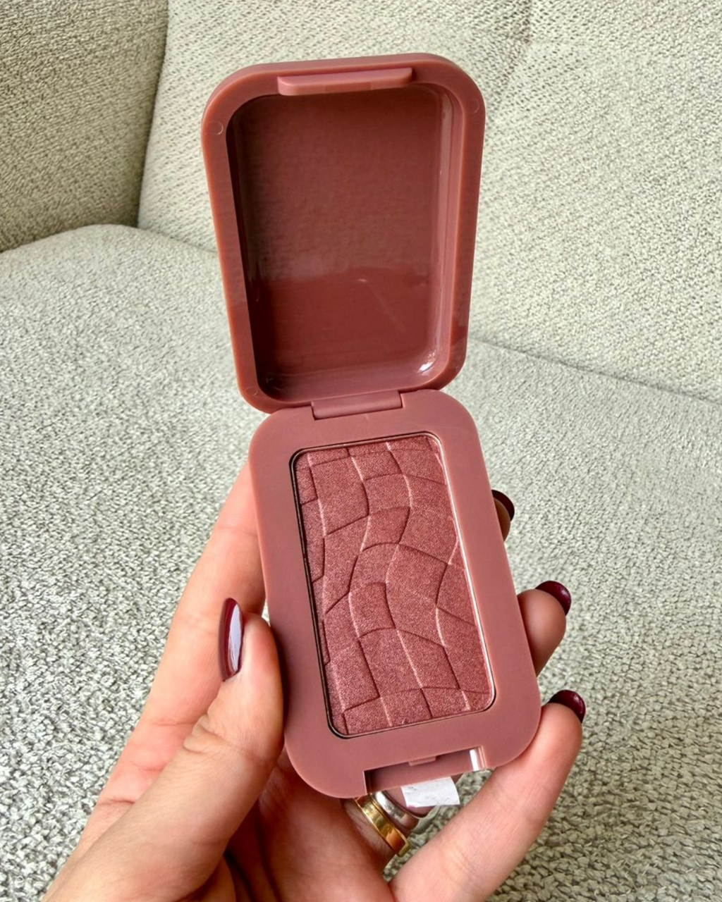 NYX Buttermelt Blush - Shad feeling butta - image 2