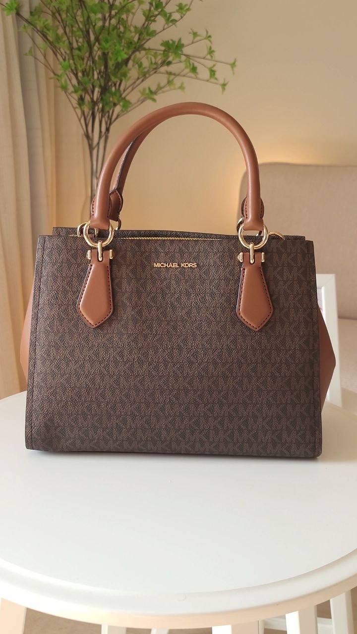 Michael Kors Marilyn Large Signature Logo Bag